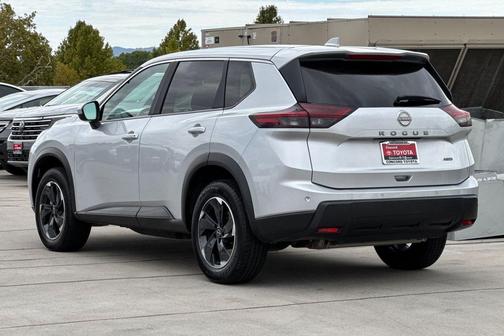 Brilliant Silver Metallic 2025 Nissan Rogue SV
