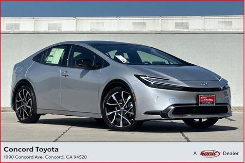 2025 Toyota Prius L