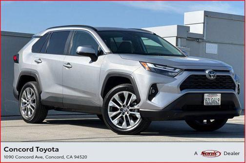 2022 Toyota RAV4 XLE Premium