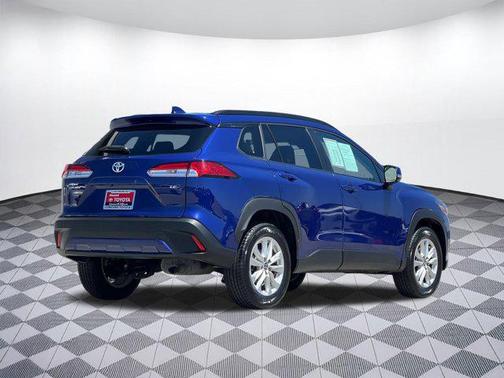 2022 Toyota Corolla Cross LE