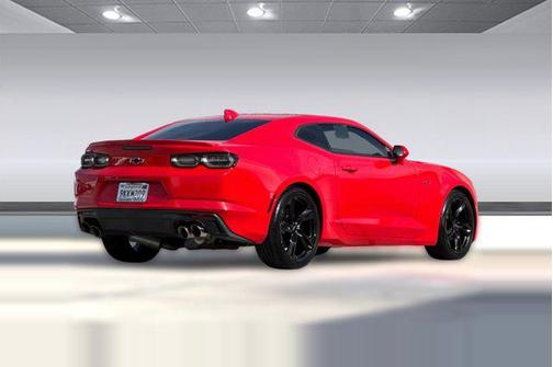 2022 Chevrolet Camaro RWD Coupe LT1