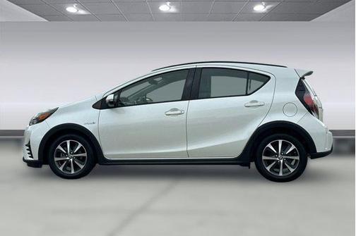 White 2019 Toyota Prius L