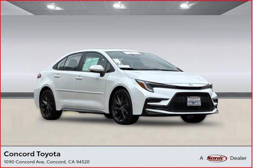 Wind Chill Pearl 2024 Toyota Corolla XSE