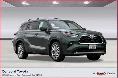 2024 Toyota Highlander Hybrid Platinum