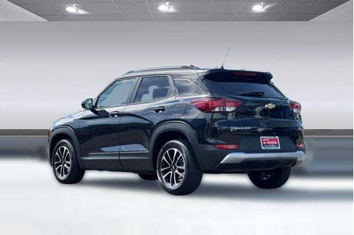 Mosaic Black Metallic 2025 Chevrolet Trailblazer LT
