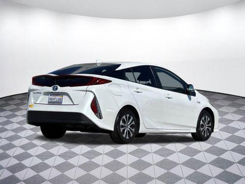 2022 Toyota Prius Prime LE