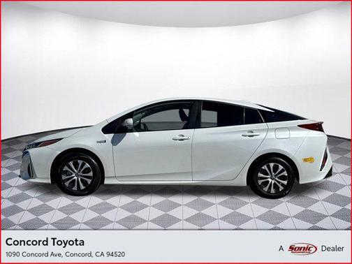 2022 Toyota Prius Prime LE