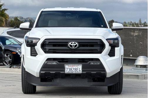 2025 Toyota Tacoma SR5