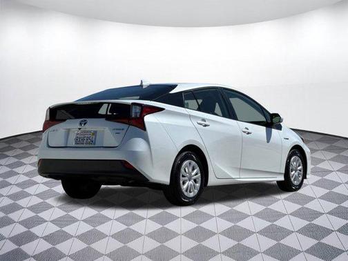 2022 Toyota Prius L
