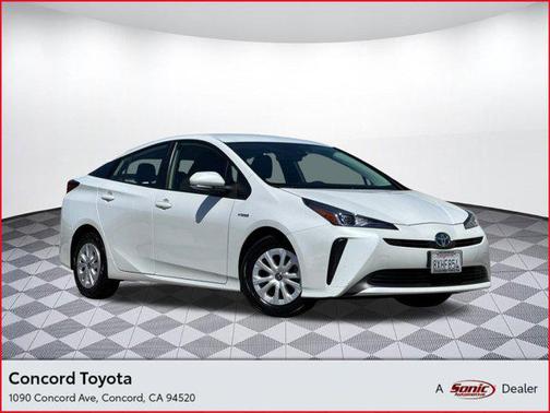 2022 Toyota Prius L