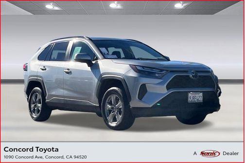 2024 Toyota RAV4 XLE