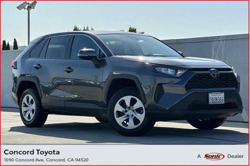 2022 Toyota RAV4 LE