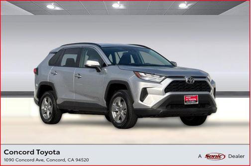 2025 Toyota RAV4 XLE