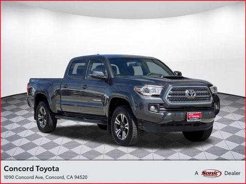 2017 Toyota Tacoma TRD Sport