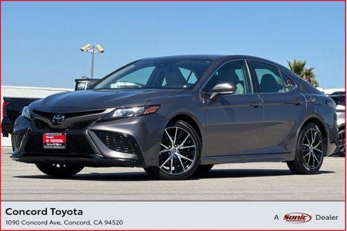 2023 Toyota Camry SE