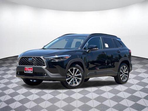 2025 Toyota Corolla Cross XLE