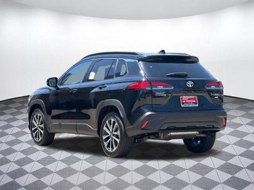 2025 Toyota Corolla Cross XLE