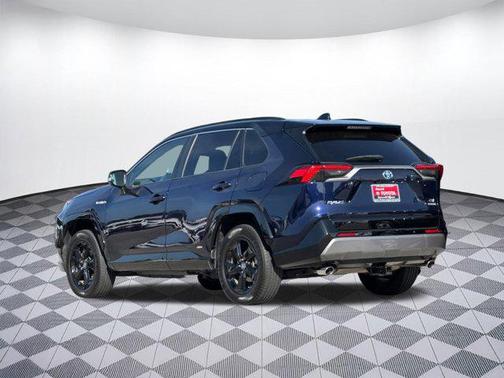 2021 Toyota RAV4 Hybrid SE