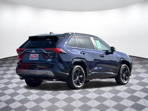 2021 Toyota RAV4 Hybrid SE