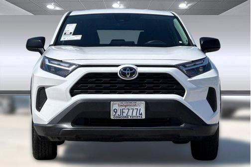 2024 Toyota RAV4 LE