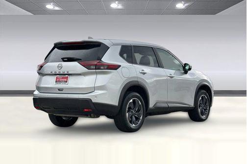 Brilliant Silver Metallic 2025 Nissan Rogue SV