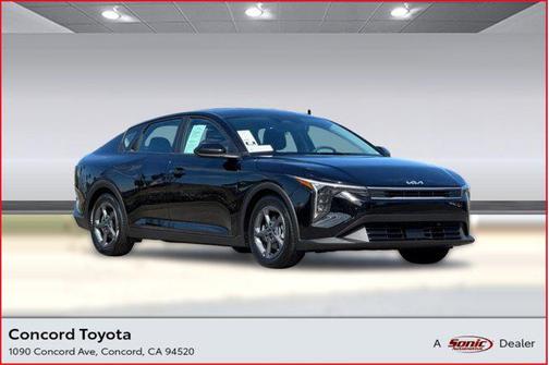 2025 Kia K4 LXS