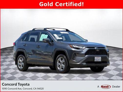 2022 Toyota RAV4 XLE