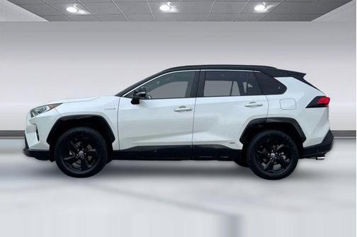 2021 Toyota RAV4 Hybrid SE