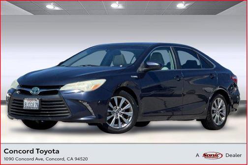 2016 Toyota Camry Hybrid XLE