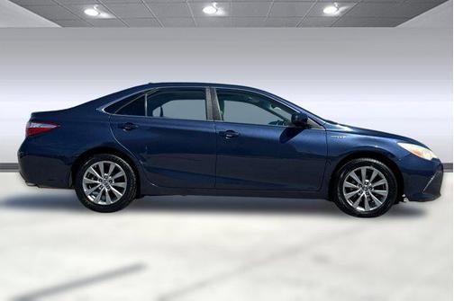 2016 Toyota Camry Hybrid XLE