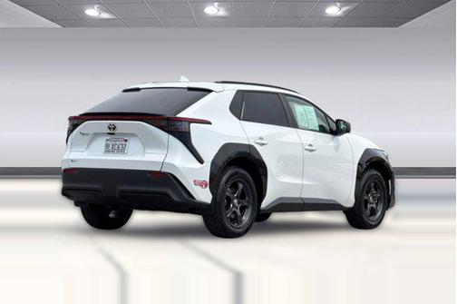 Wind Chill Pearl 2024 Toyota bZ4X XLE