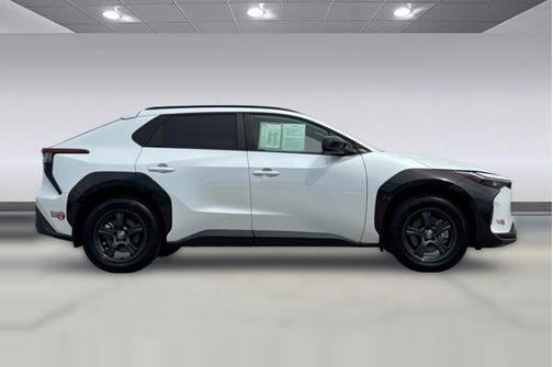 Wind Chill Pearl 2024 Toyota bZ4X XLE