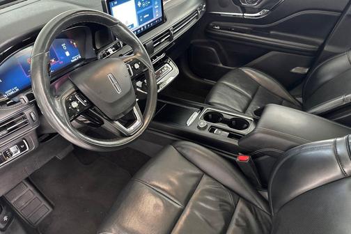 Pristine White Metallic Tri-Coat 2023 Lincoln Corsair Reserve