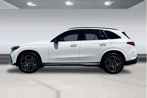 White 2024 Mercedes-Benz GLC 300 4MATIC