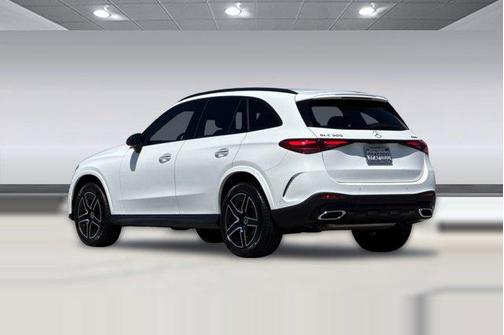 White 2024 Mercedes-Benz GLC 300 4MATIC