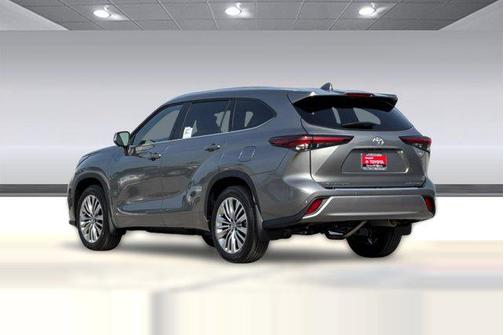 Heavy Metal 2026 Toyota Highlander Hybrid Platinum