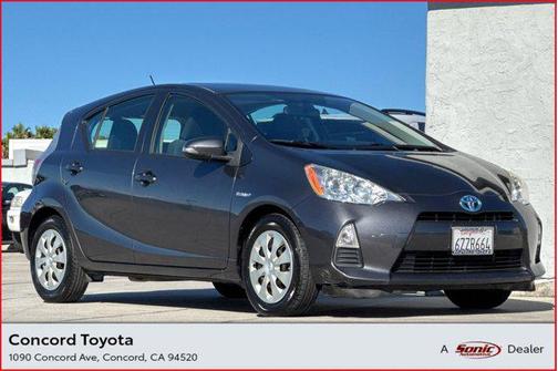 2013 Toyota Prius c Three