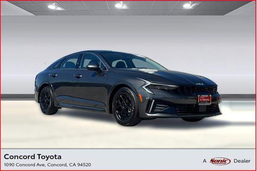 Interstellar Gray 2025 Kia K5 LXS