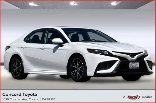 2023 Toyota Camry SE