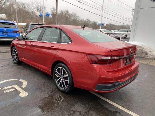 2025 Volkswagen Jetta 1.5T SE