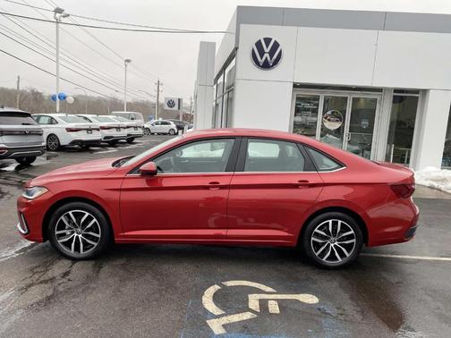 2025 Volkswagen Jetta 1.5T SE