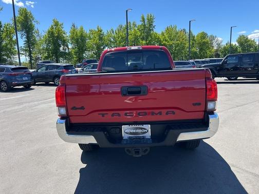 2022 Toyota Tacoma SR5