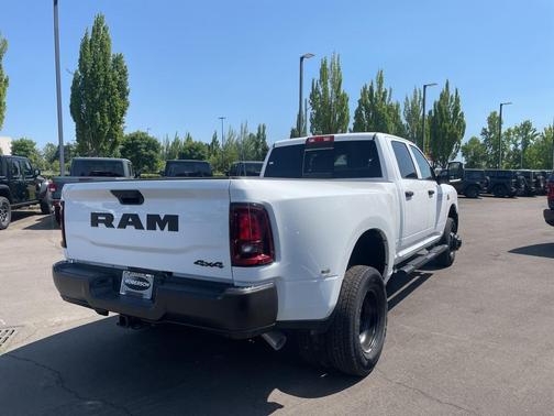 2025 RAM 3500 Tradesman