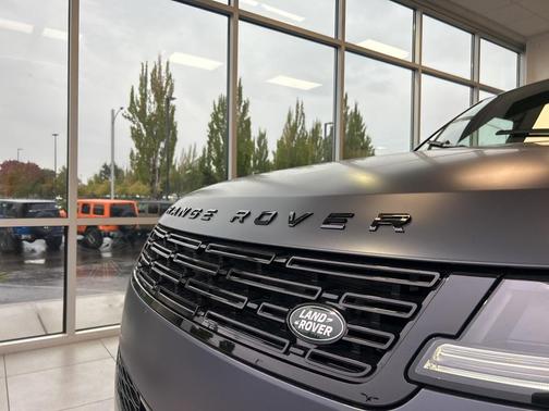 2025 Land Rover Range Rover Sport P460 Dynamic SE