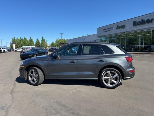 2020 Audi Q5 40 Premium Plus