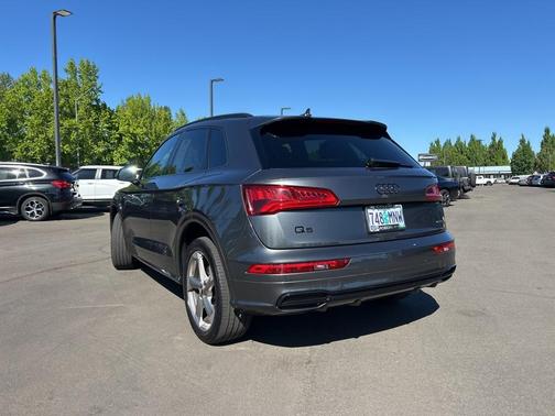 2020 Audi Q5 40 Premium Plus