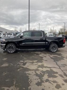 2025 RAM 1500 Limited