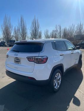 2025 Jeep Compass Sport