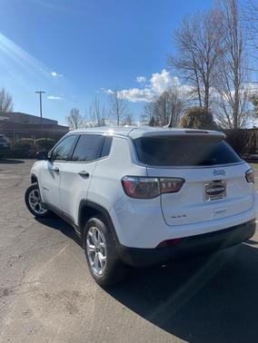 2025 Jeep Compass Sport