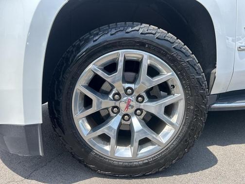 2017 GMC Yukon XL SLT